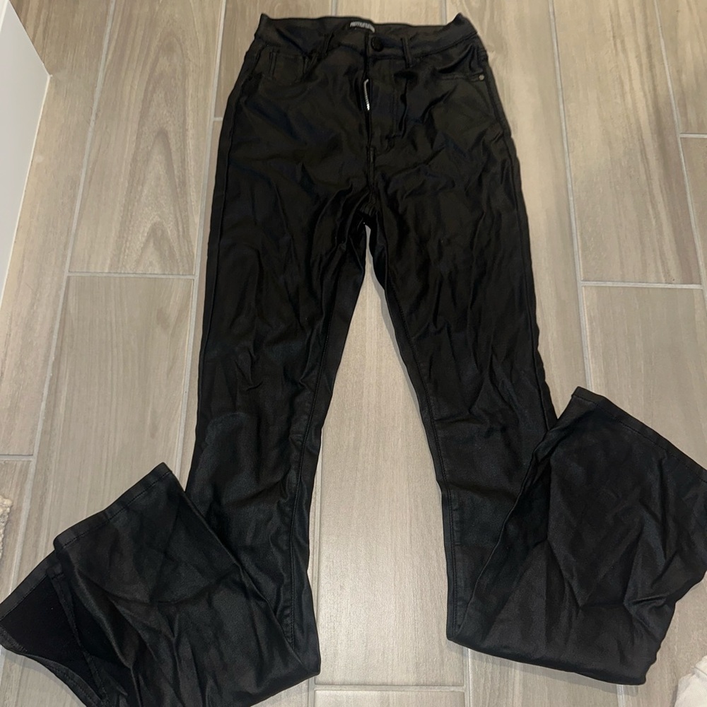 PrettyLittleThing Shiny Black Trousers